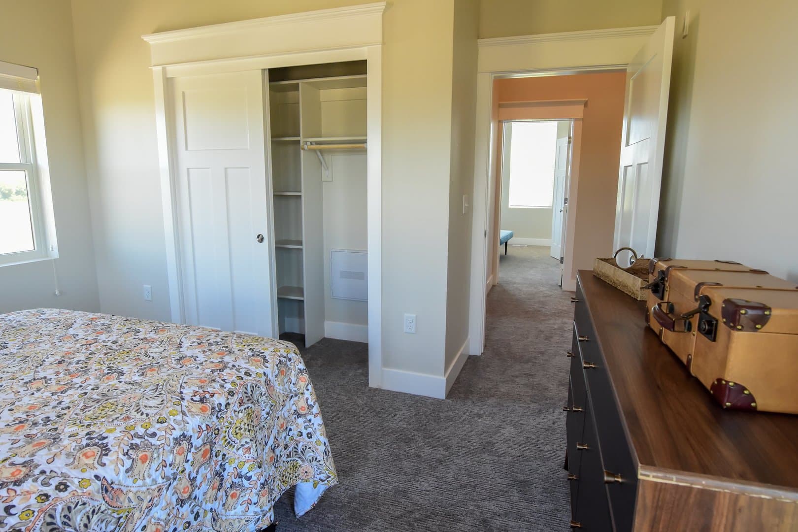 Omaha Apartment: 13178 Lincoln Road