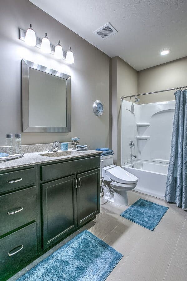Elkhorn Apartment: 1010 N. 192nd Court, 1004 N. 192nd Court, 1011 N. 192nd Court