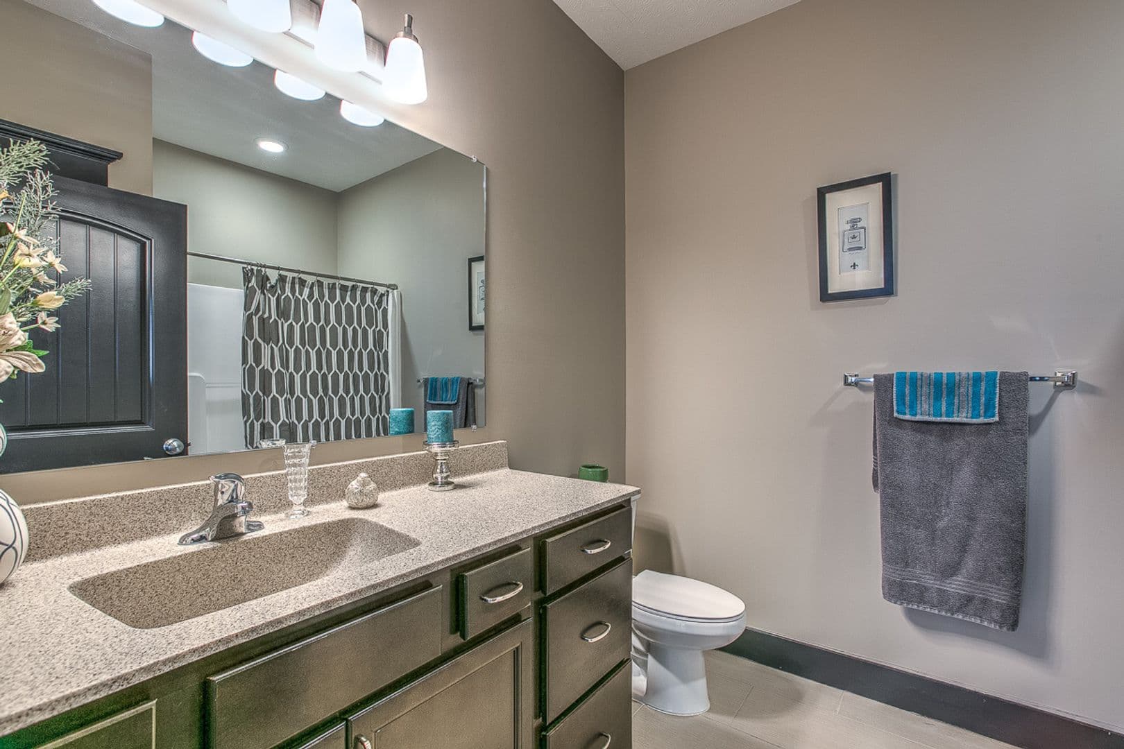 Elkhorn Apartment: 1010 N. 192nd Court, 1004 N. 192nd Court, 1011 N. 192nd Court