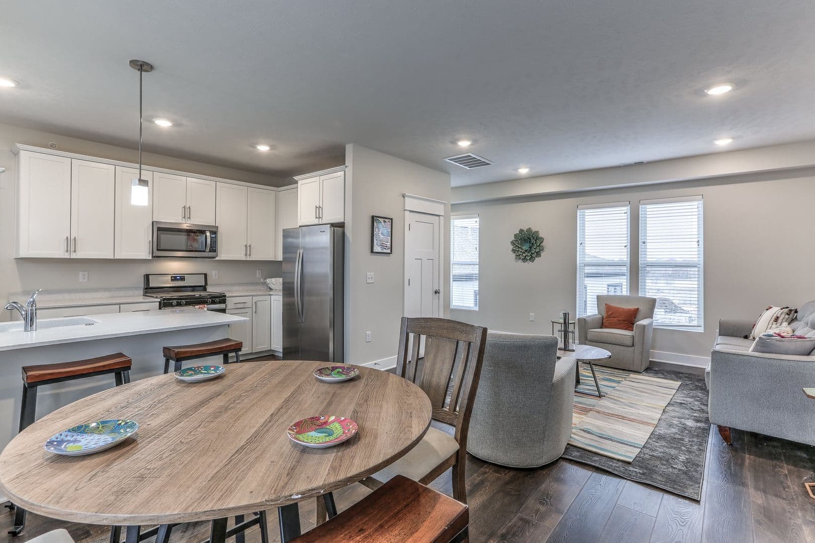 Omaha Apartment: 13178 Lincoln Road