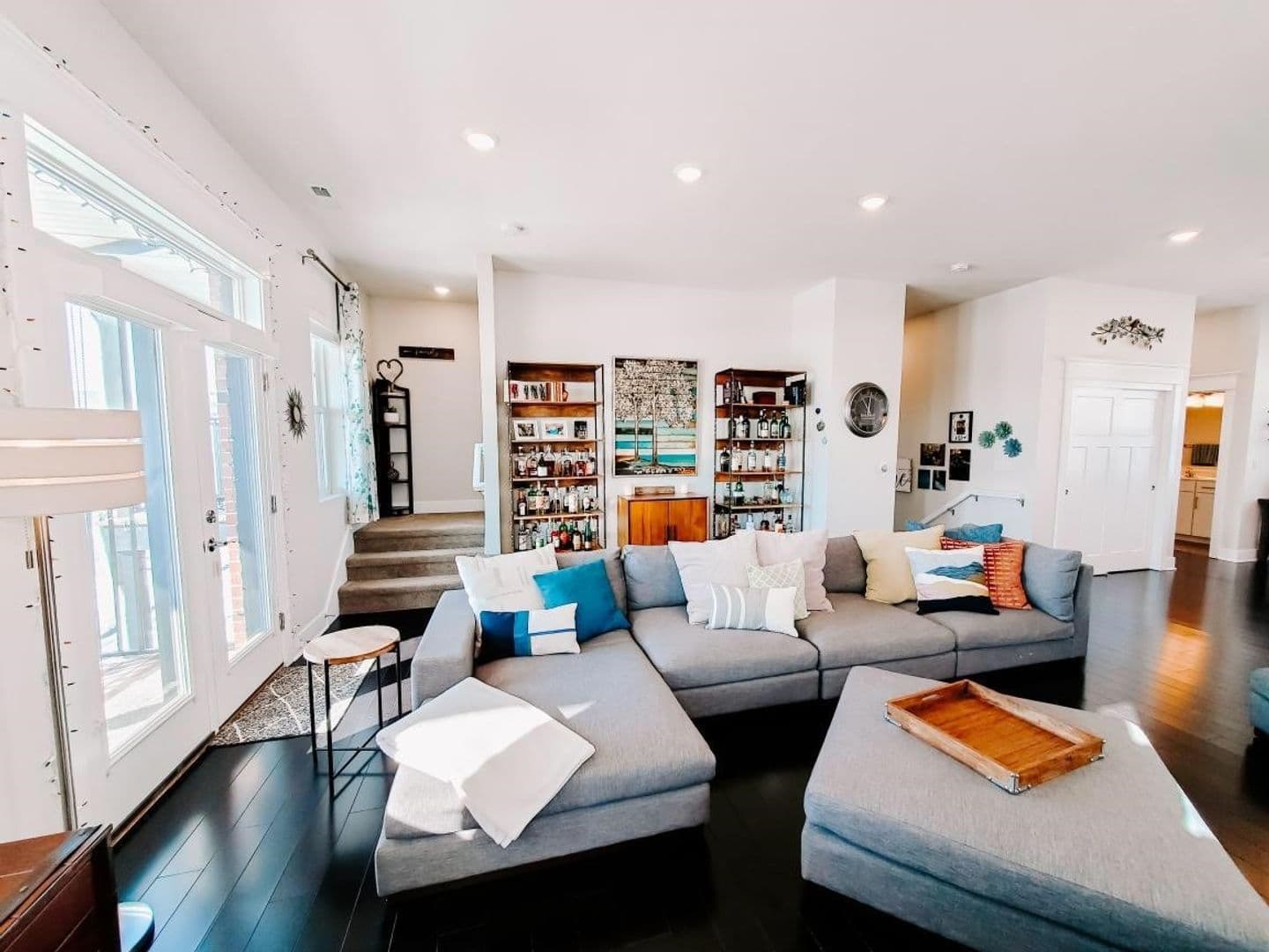 Omaha Apartment: 13178 Lincoln Road