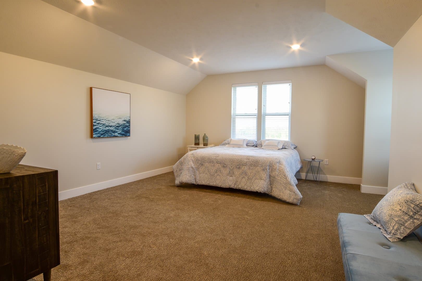 Omaha Apartment: 13178 Lincoln Road