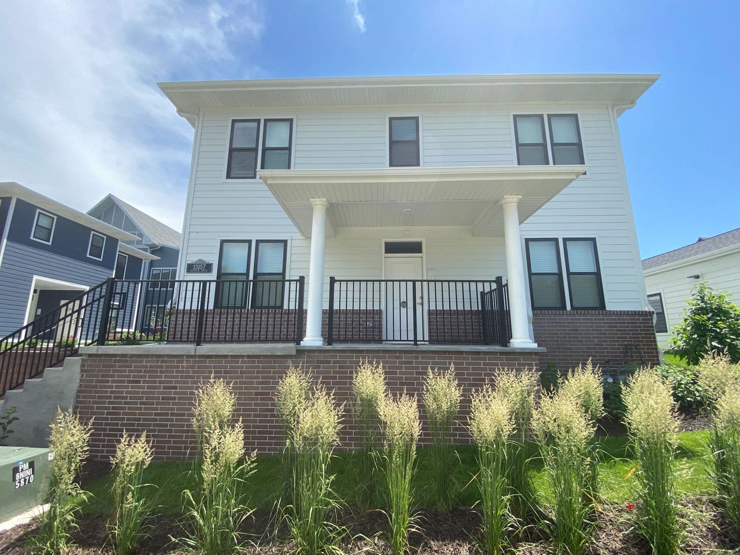 Omaha Apartment: 13178 Lincoln Road