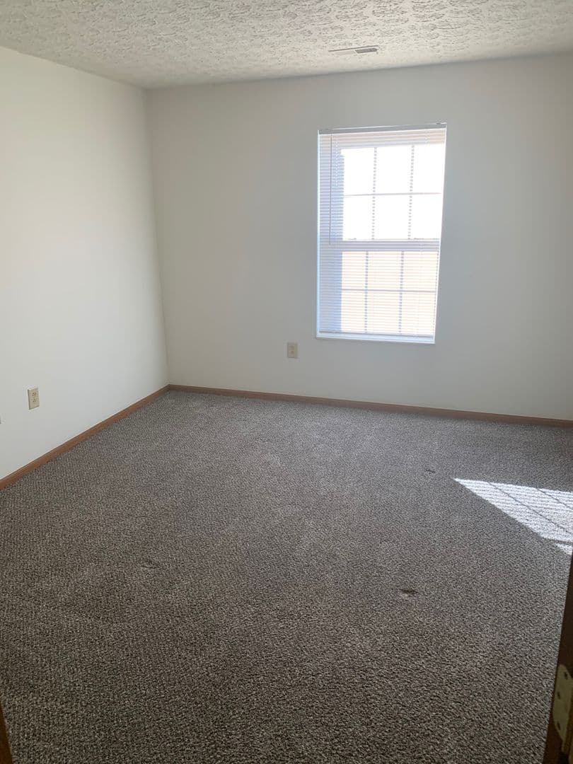 Ashville Apartment: 800 Long Street