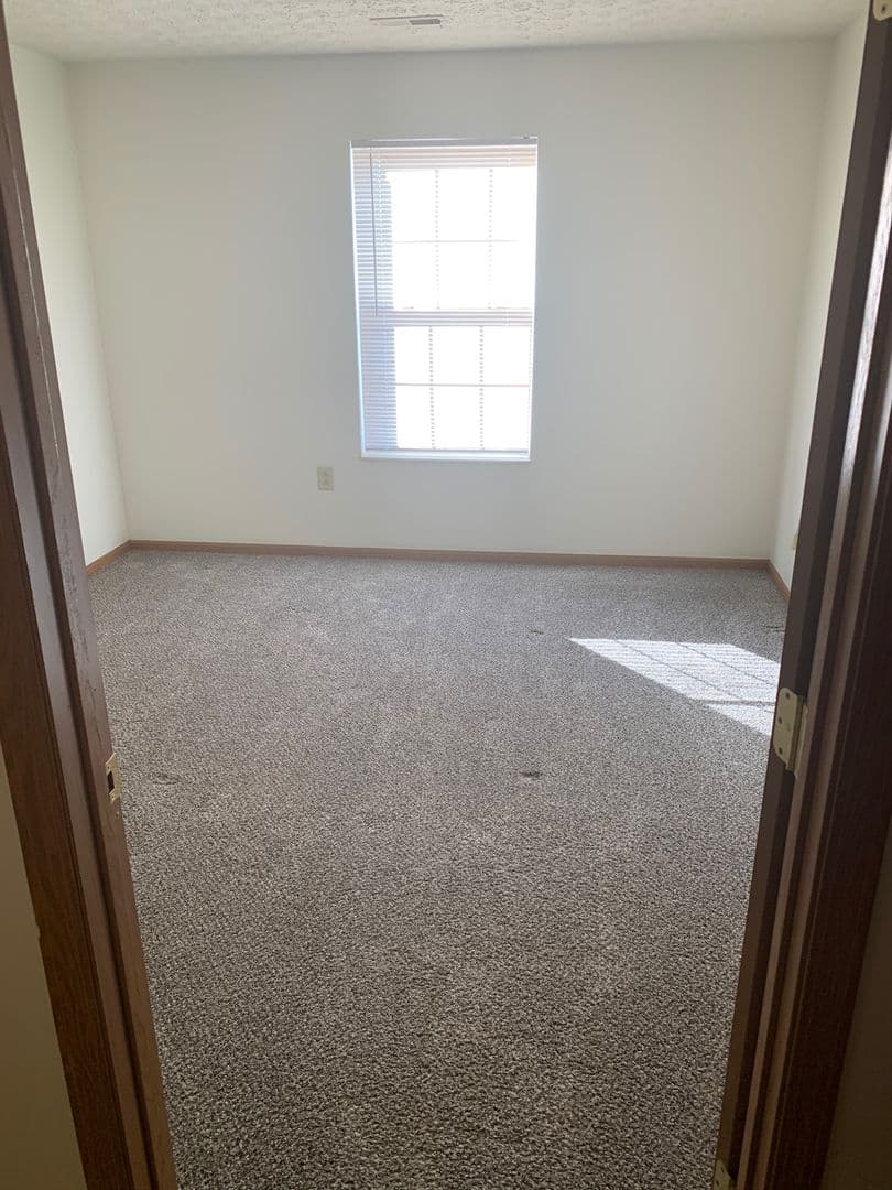 Ashville Apartment: 800 Long Street