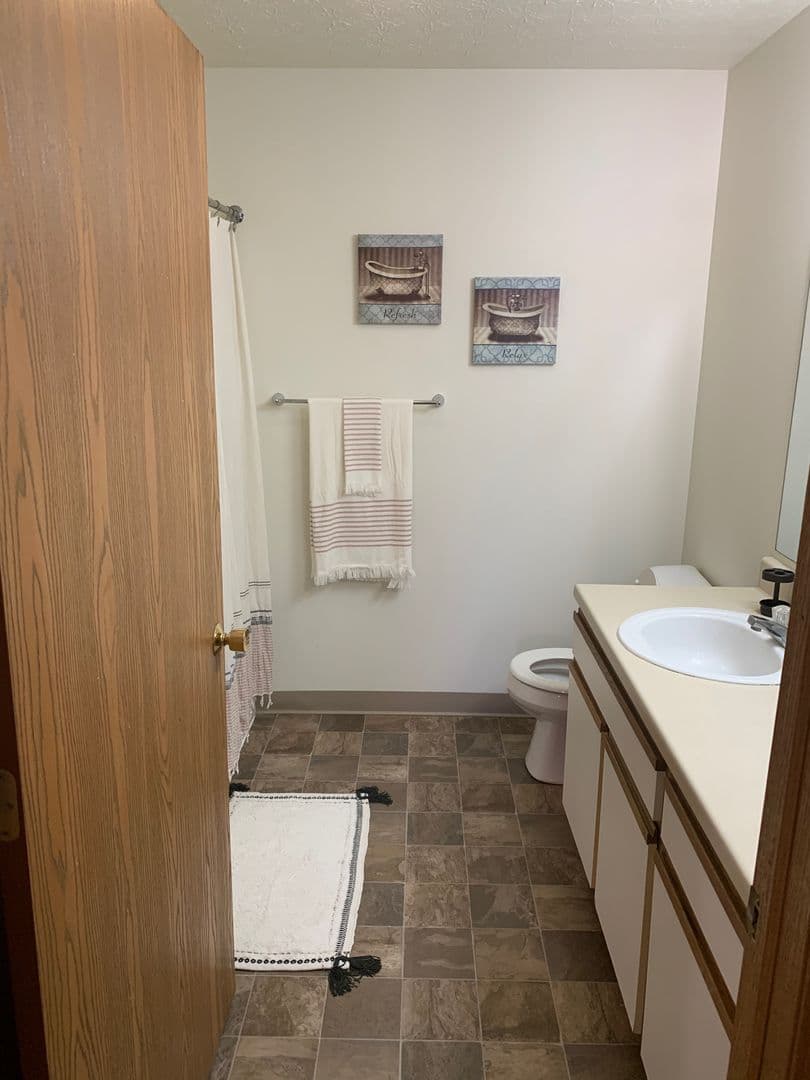 Ashville Apartment: 800 Long Street