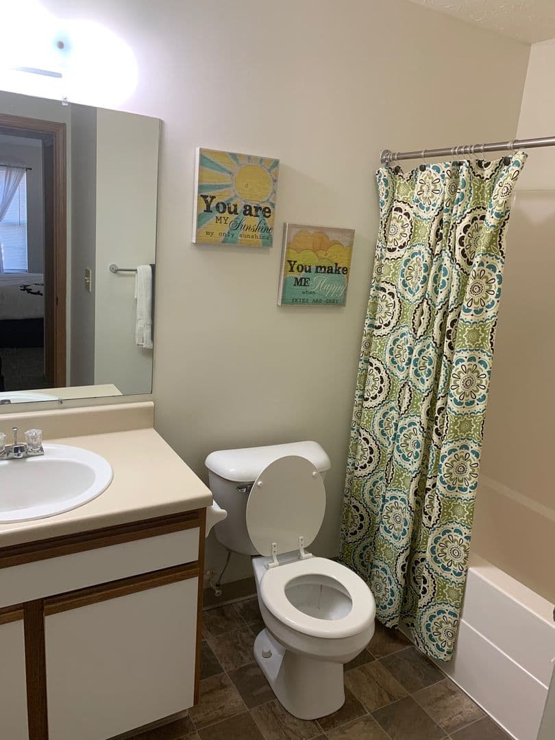 Ashville Apartment: 800 Long Street