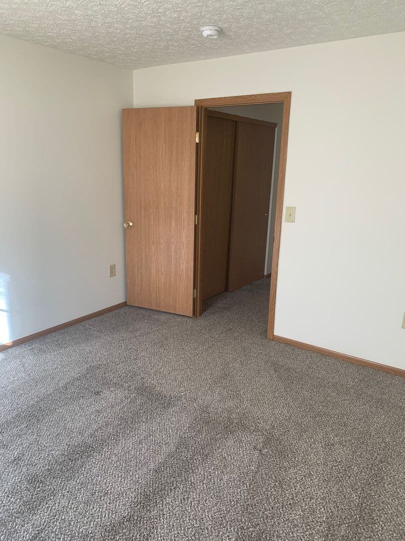 Ashville Apartment: 800 Long Street