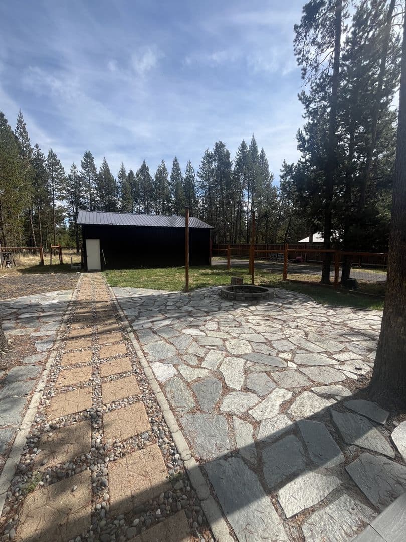 Bend House: 55768 Snow Goose Rd.