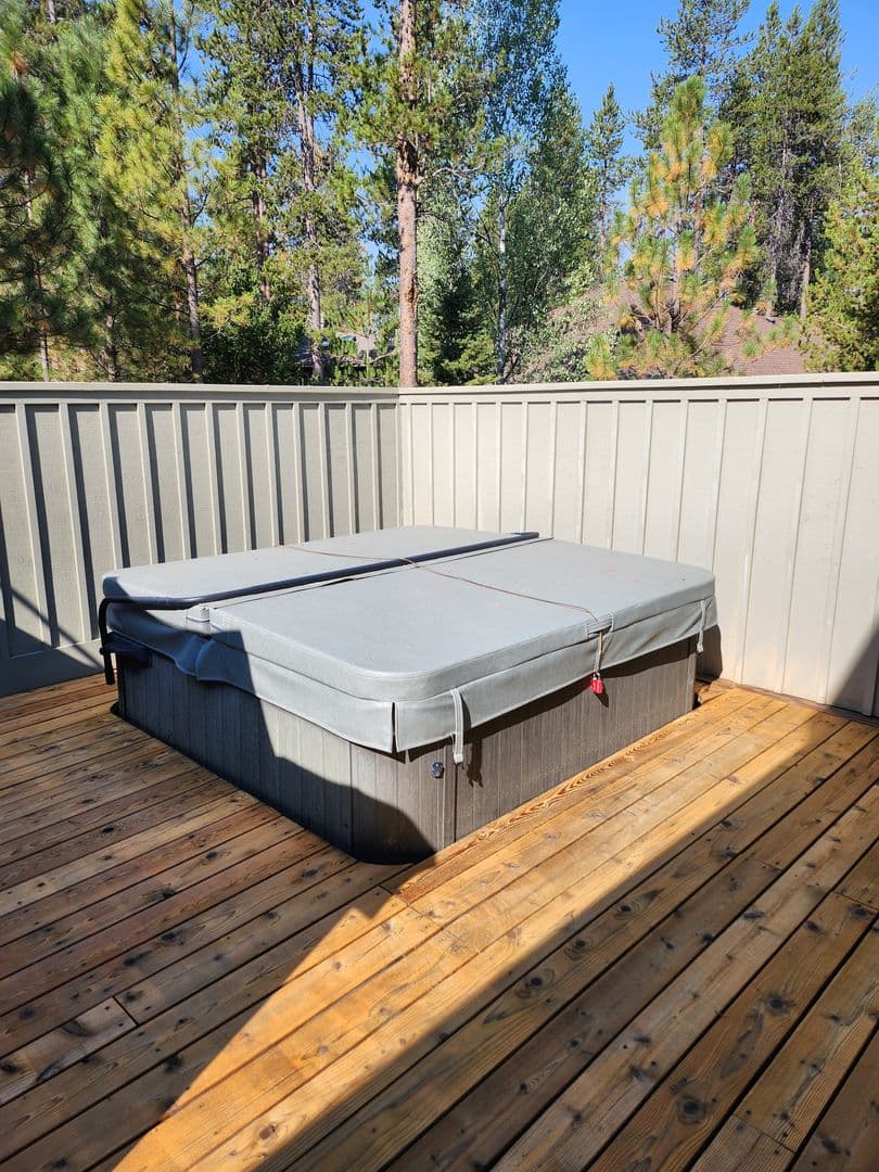 Sunriver House: 14 Ollalie Lane