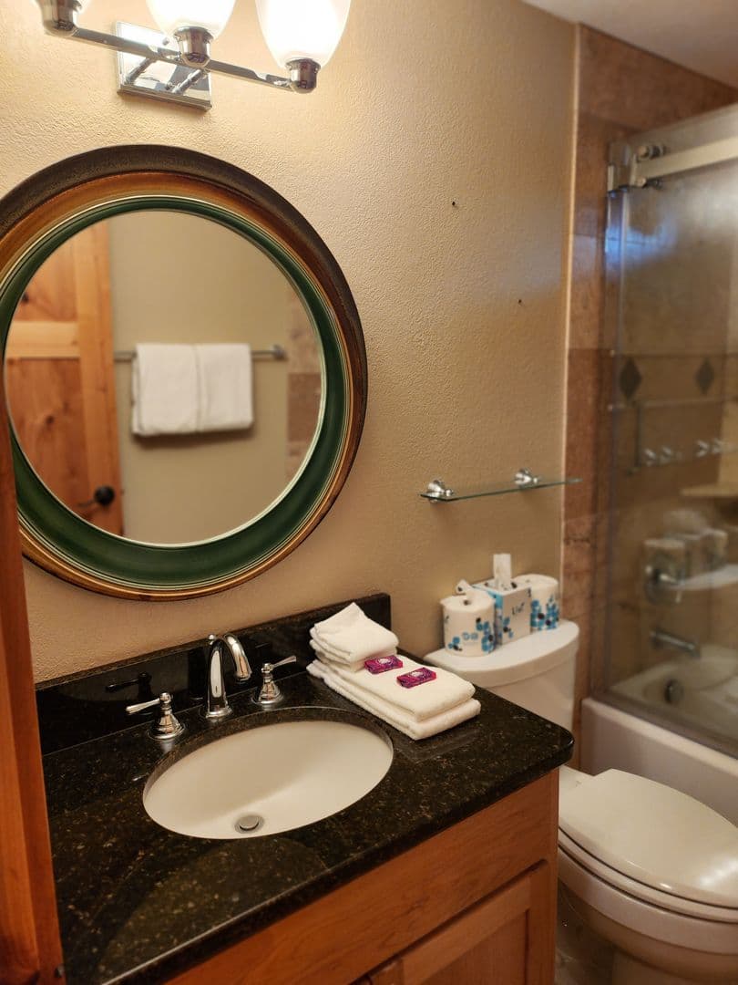 Sunriver House: 14 Ollalie Lane