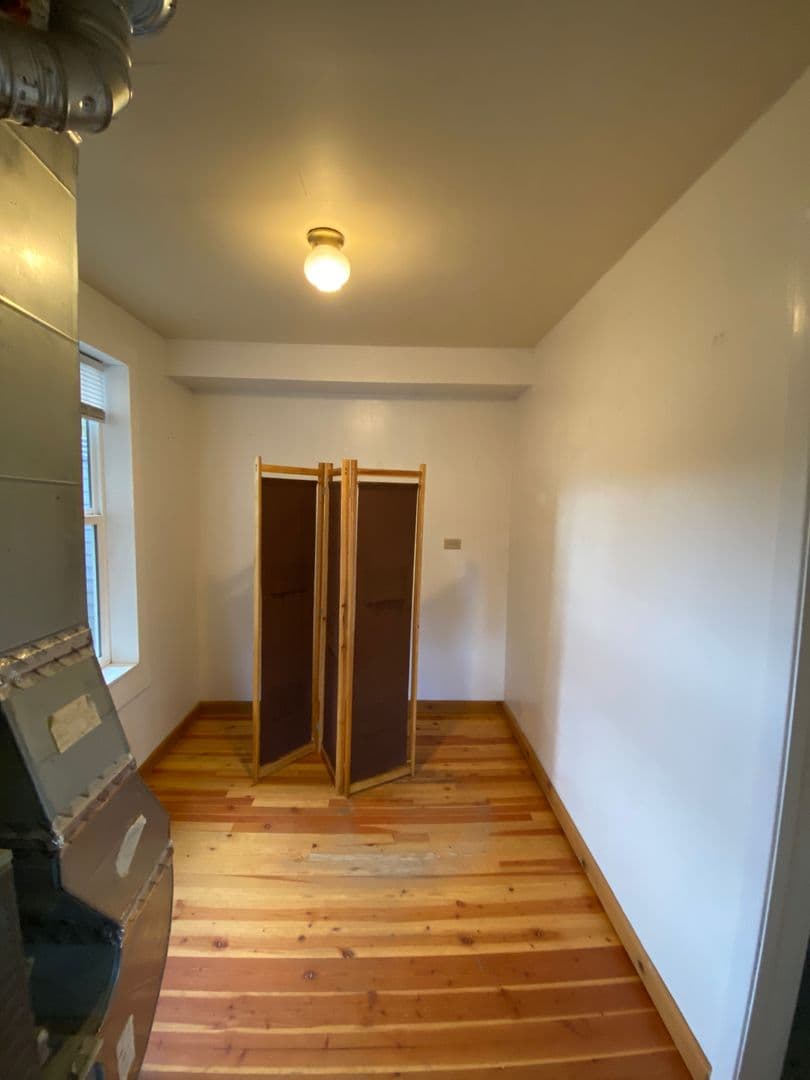 Bend Apartment: 716 NE Quimby