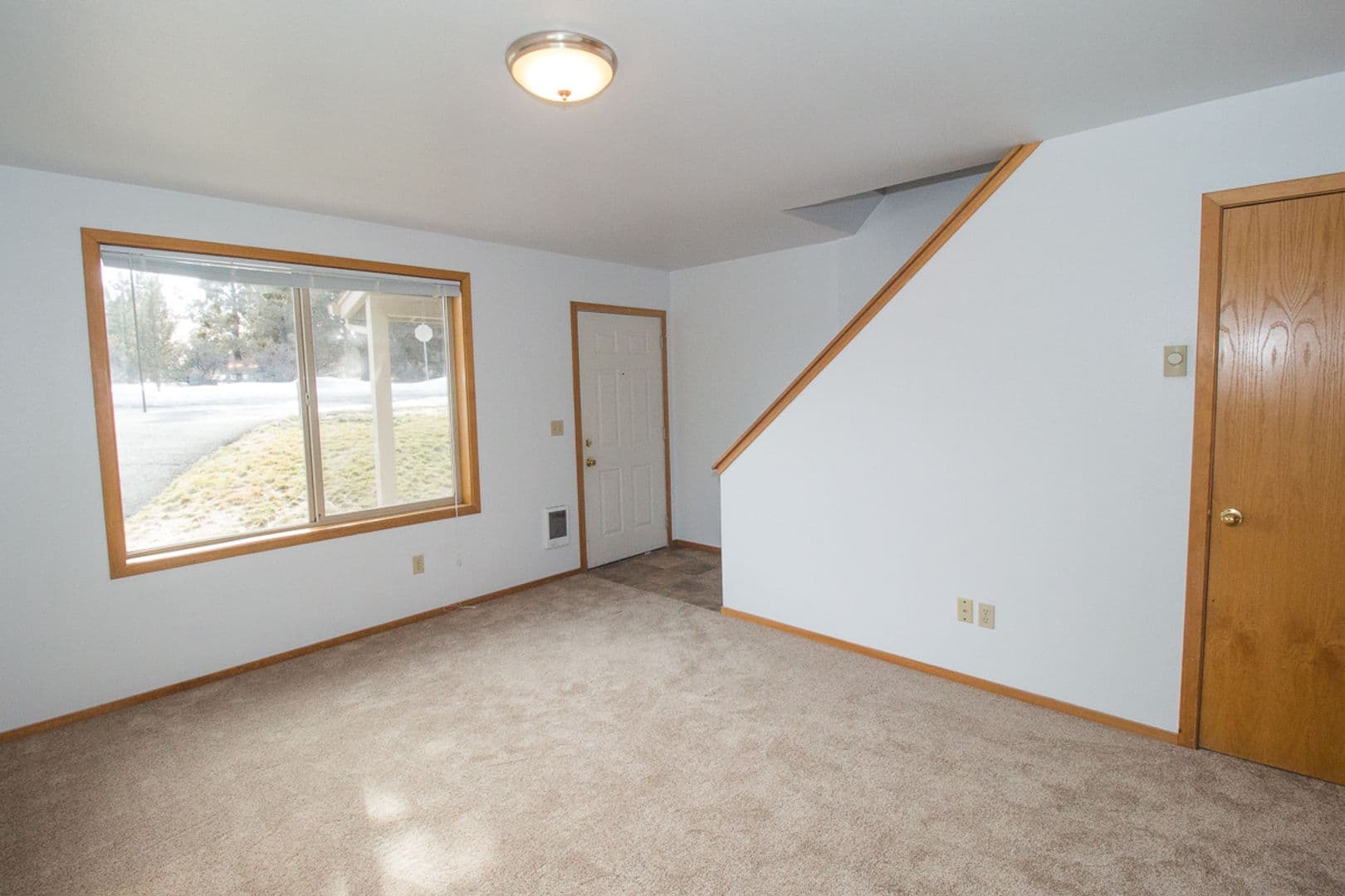 Bend Apartment: 2528 NE Conners Avenue