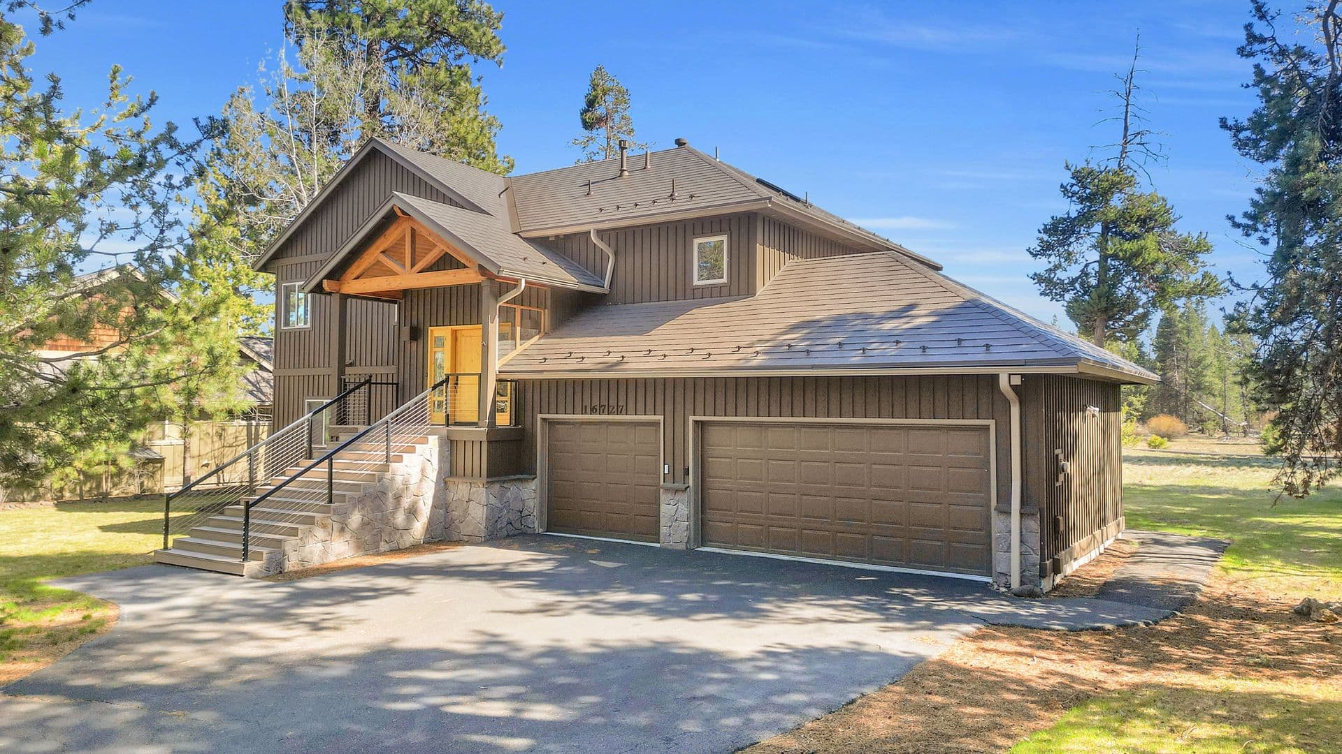 Bend House: 16727 Pony Express