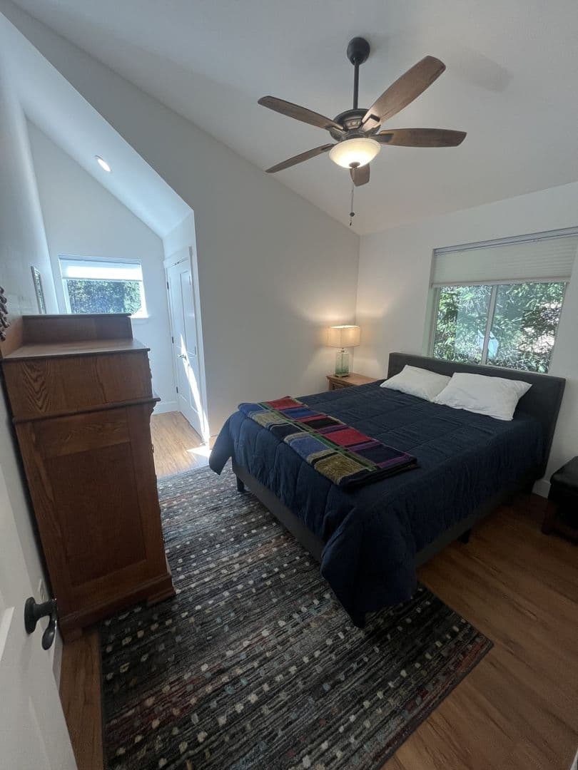 Bend House: 17169 Merganser Dr.
