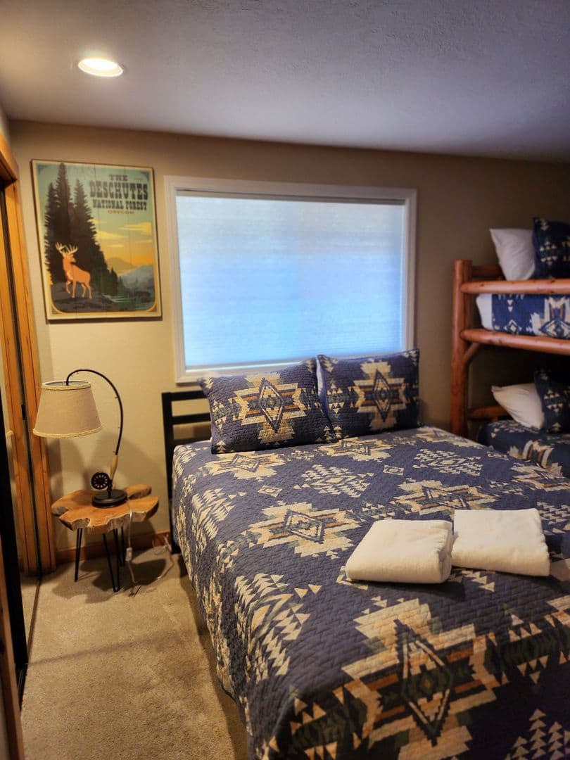 Sunriver House: 14 Ollalie Lane