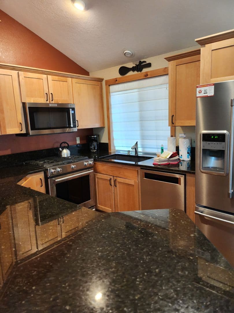 Sunriver House: 14 Ollalie Lane