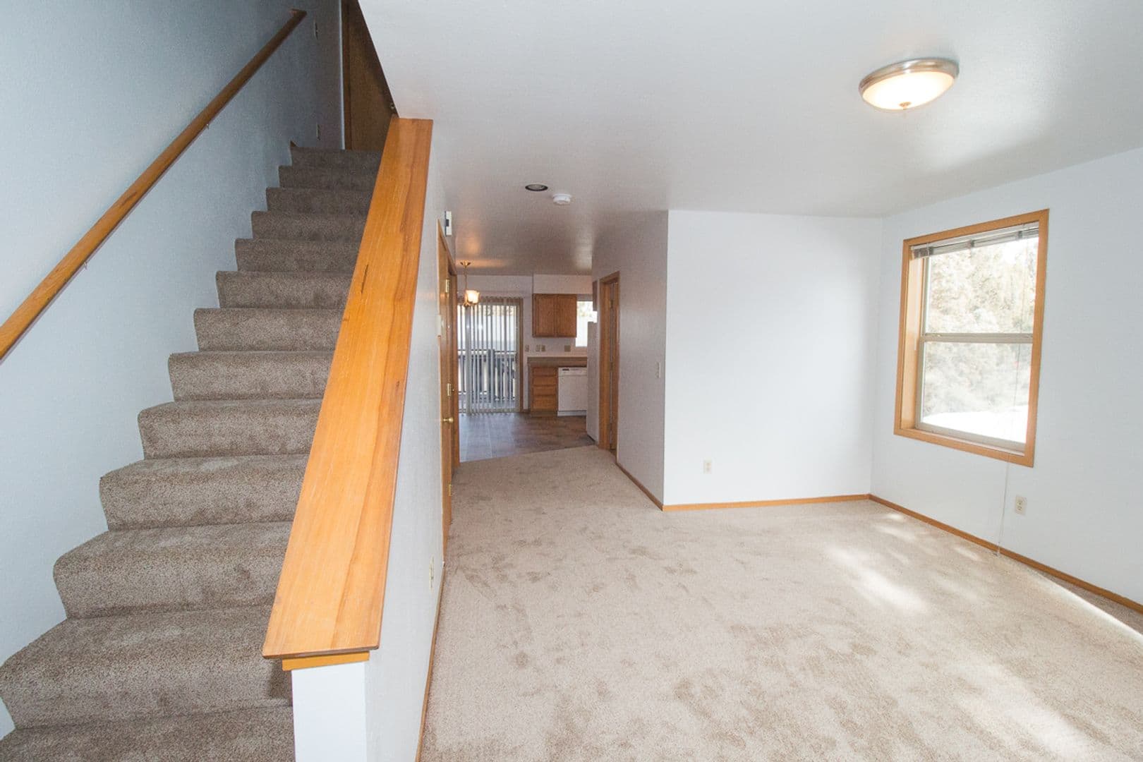 Bend Apartment: 2528 NE Conners Avenue