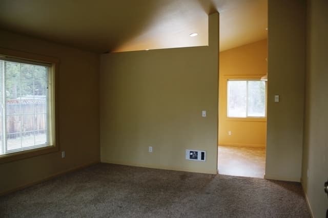 Bend House: 17210 Gadwall Rd.