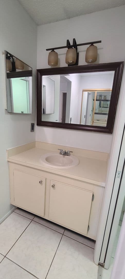 Winter Haven House: 345 24th St NW, Unit #14