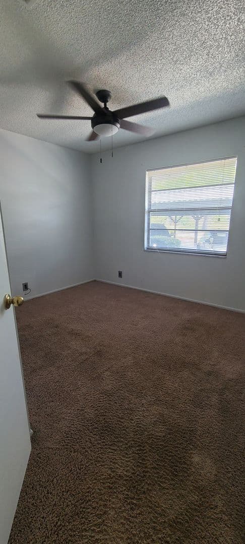 Winter Haven House: 345 24th St NW, Unit #14