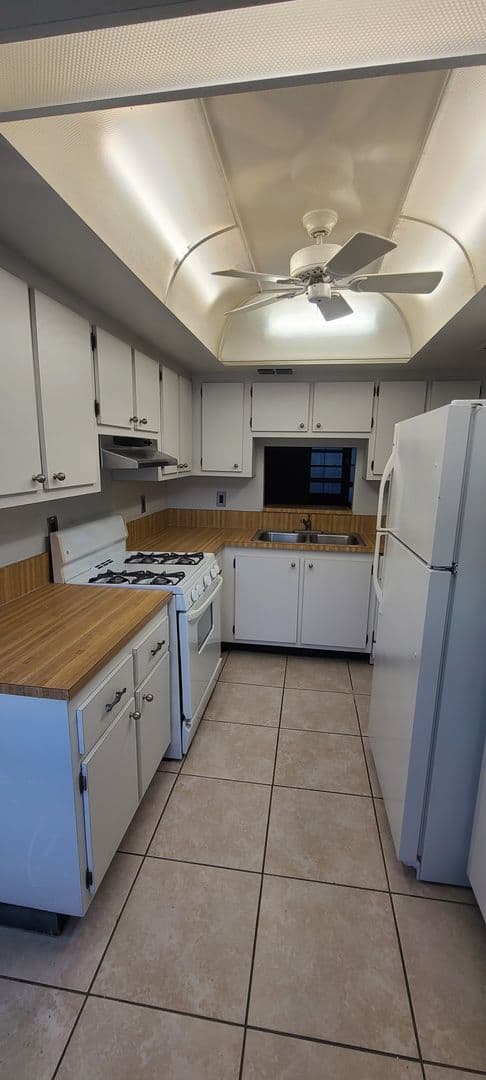 Winter Haven House: 345 24th St NW, Unit #14
