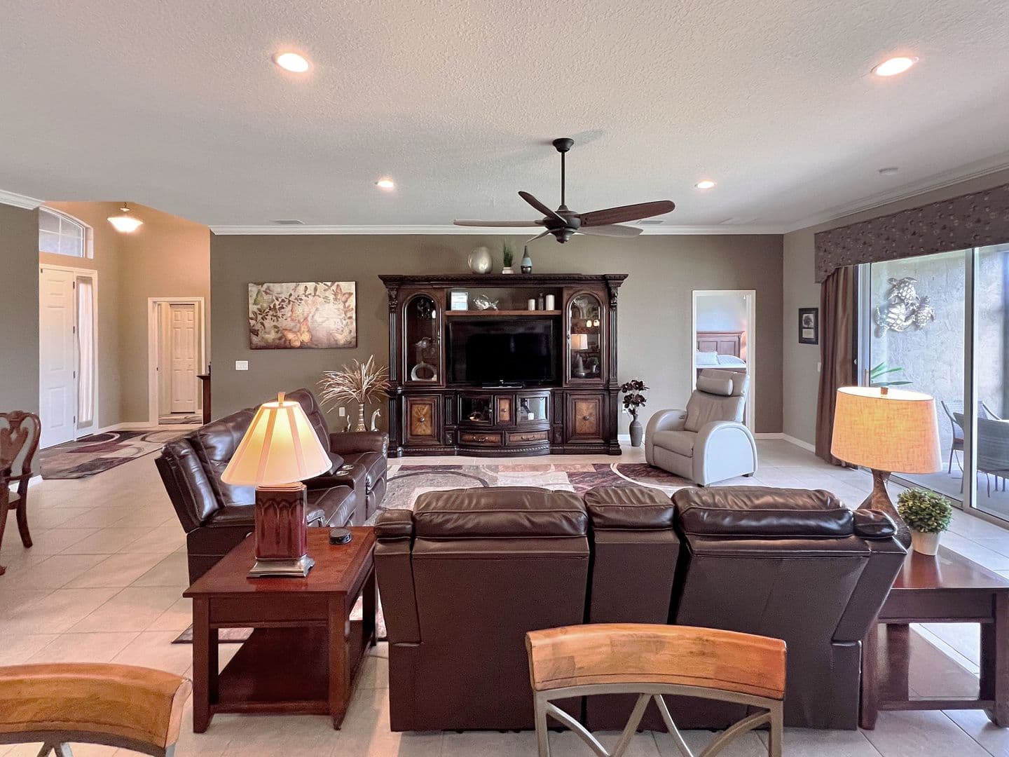 Winter Haven House: 5225 Pebble Beach Blvd
