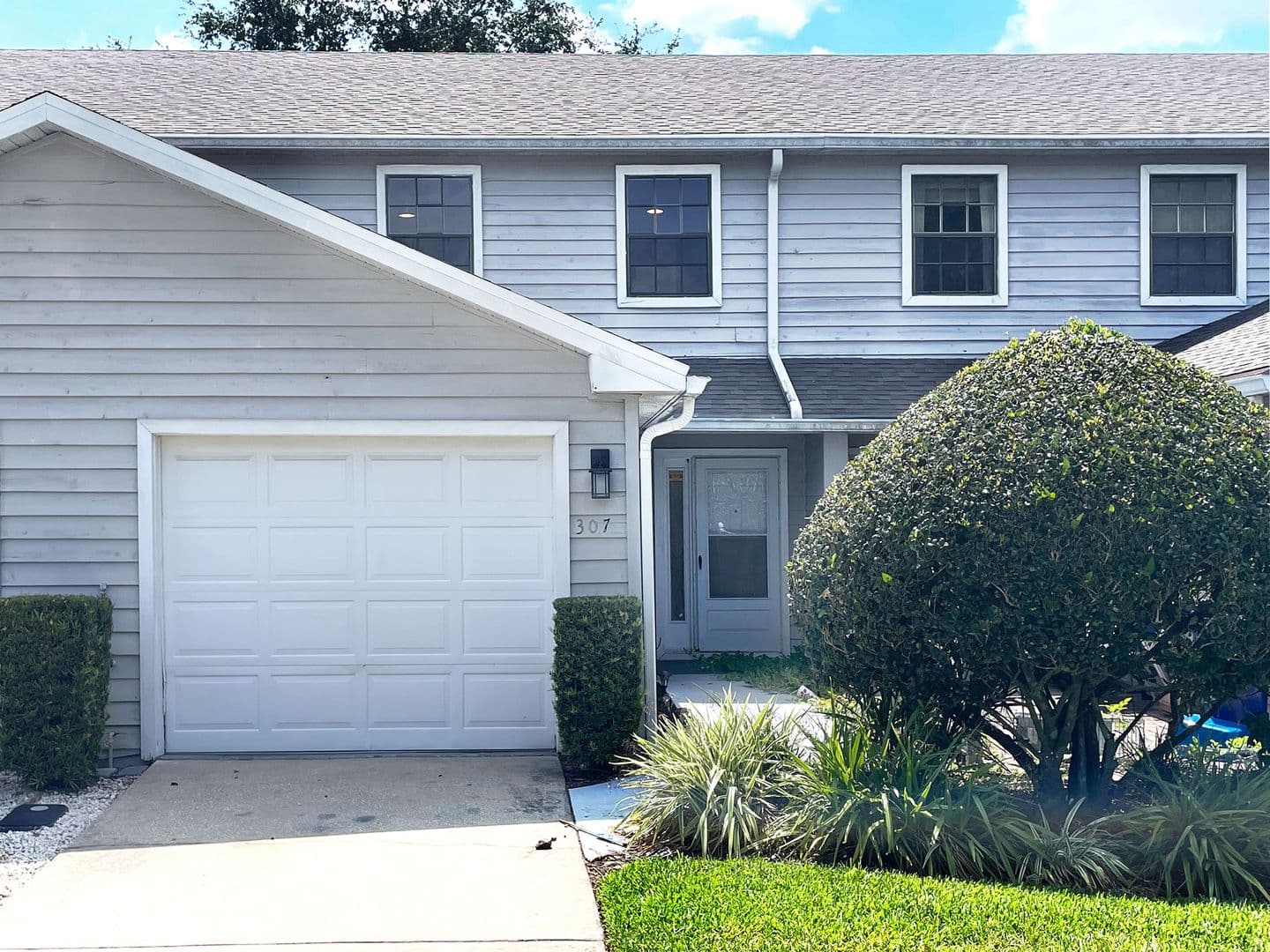 Winter Haven Townhome: 307 Orange Blossom Drive