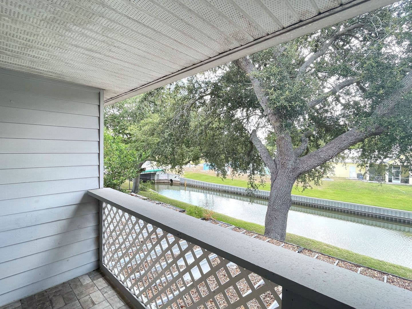 Winter Haven Townhome: 307 Orange Blossom Drive