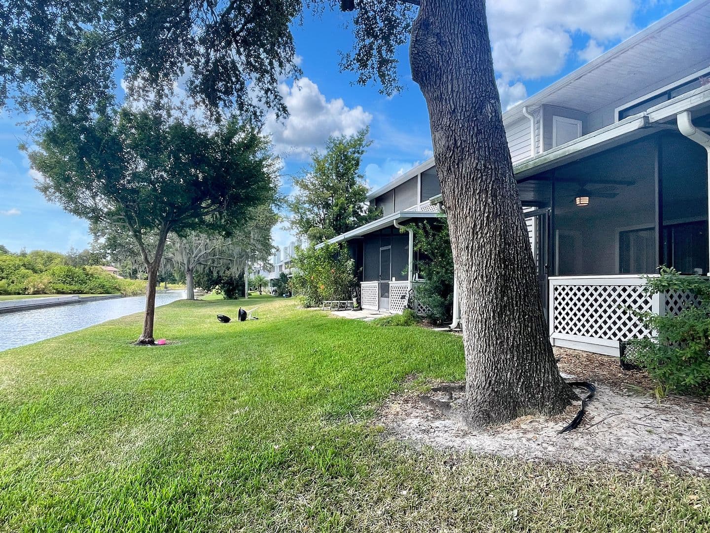 Winter Haven Townhome: 307 Orange Blossom Drive