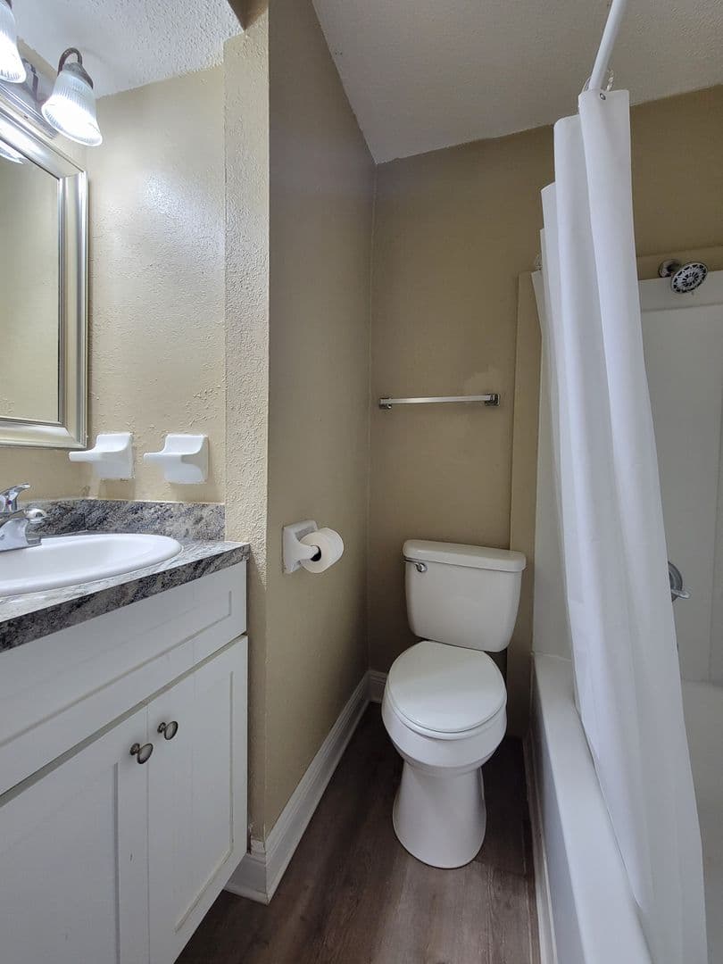 Winter Haven Apartment: 1802 3rd Ct SE