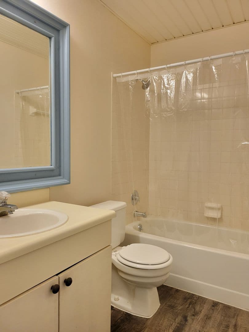 Winter Haven House: 2040 San Marcos Drive, #106