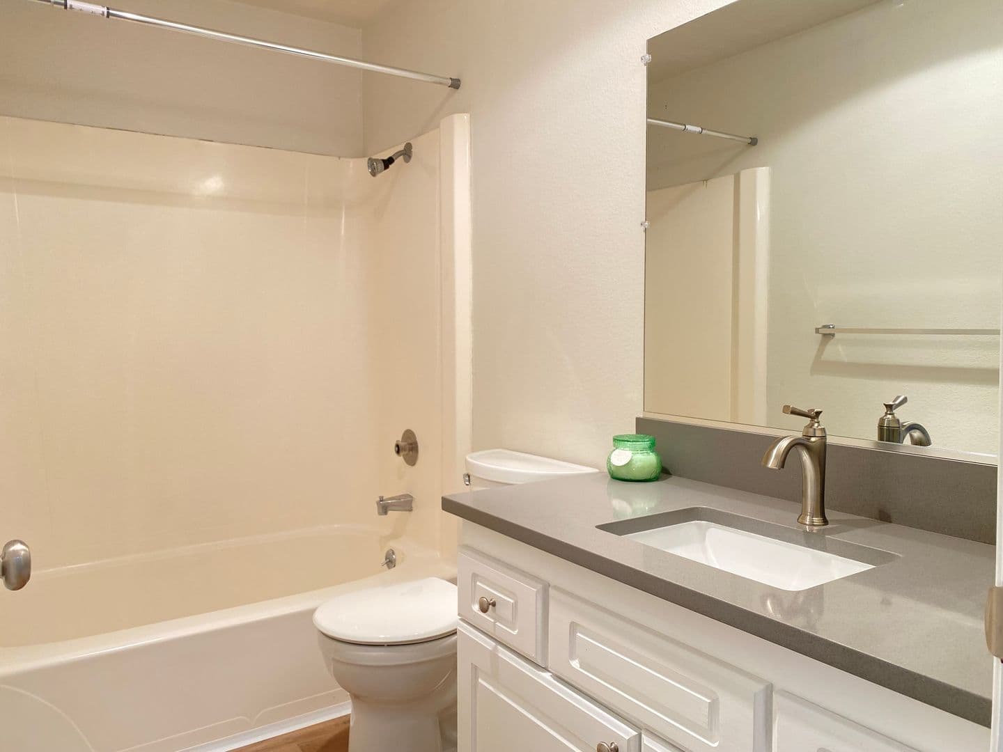 Beaverton Apartment: 11835 SW Ridgecrest Drive