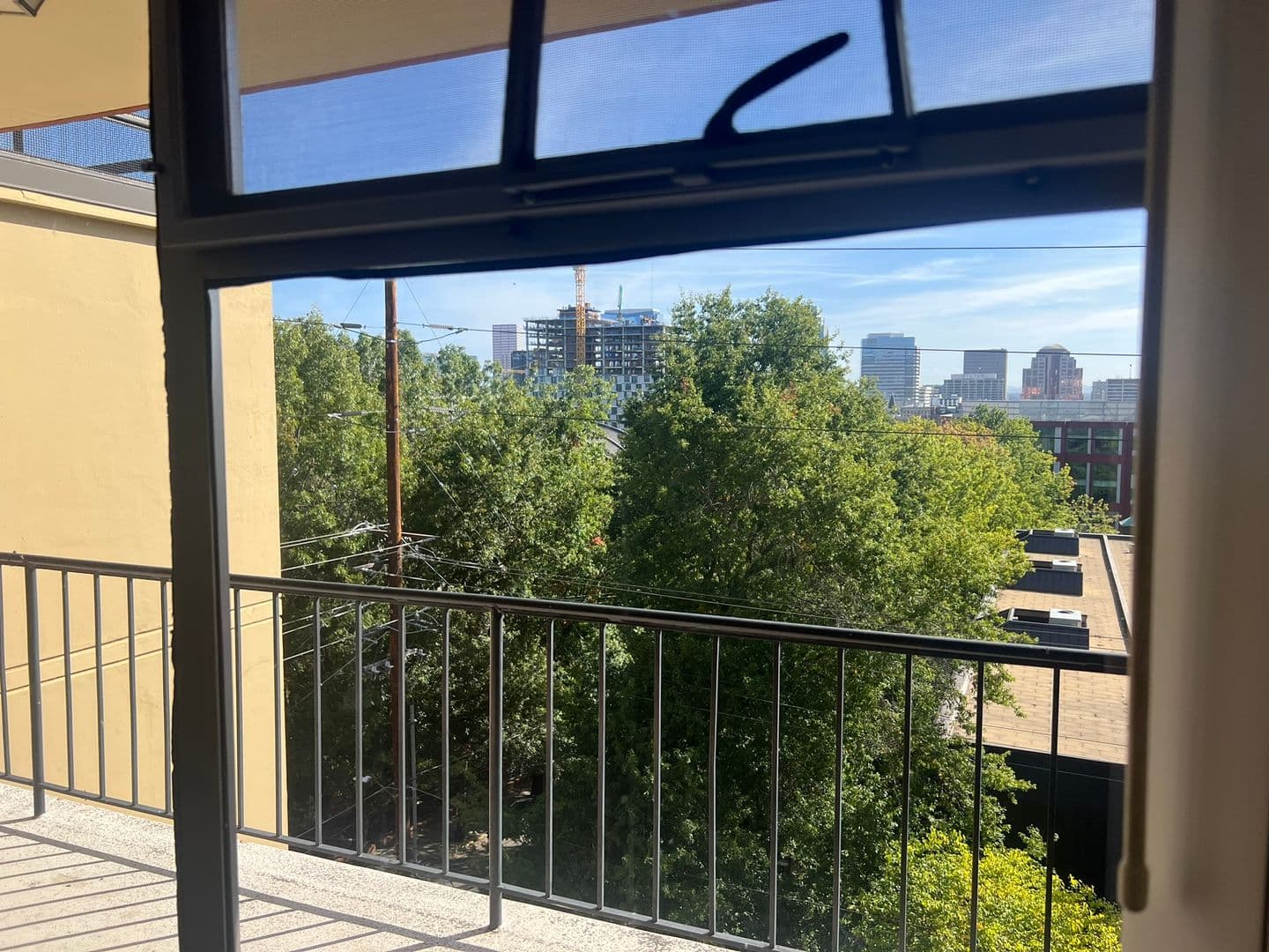 Portland Apartment: 2020 SW Salmon Street