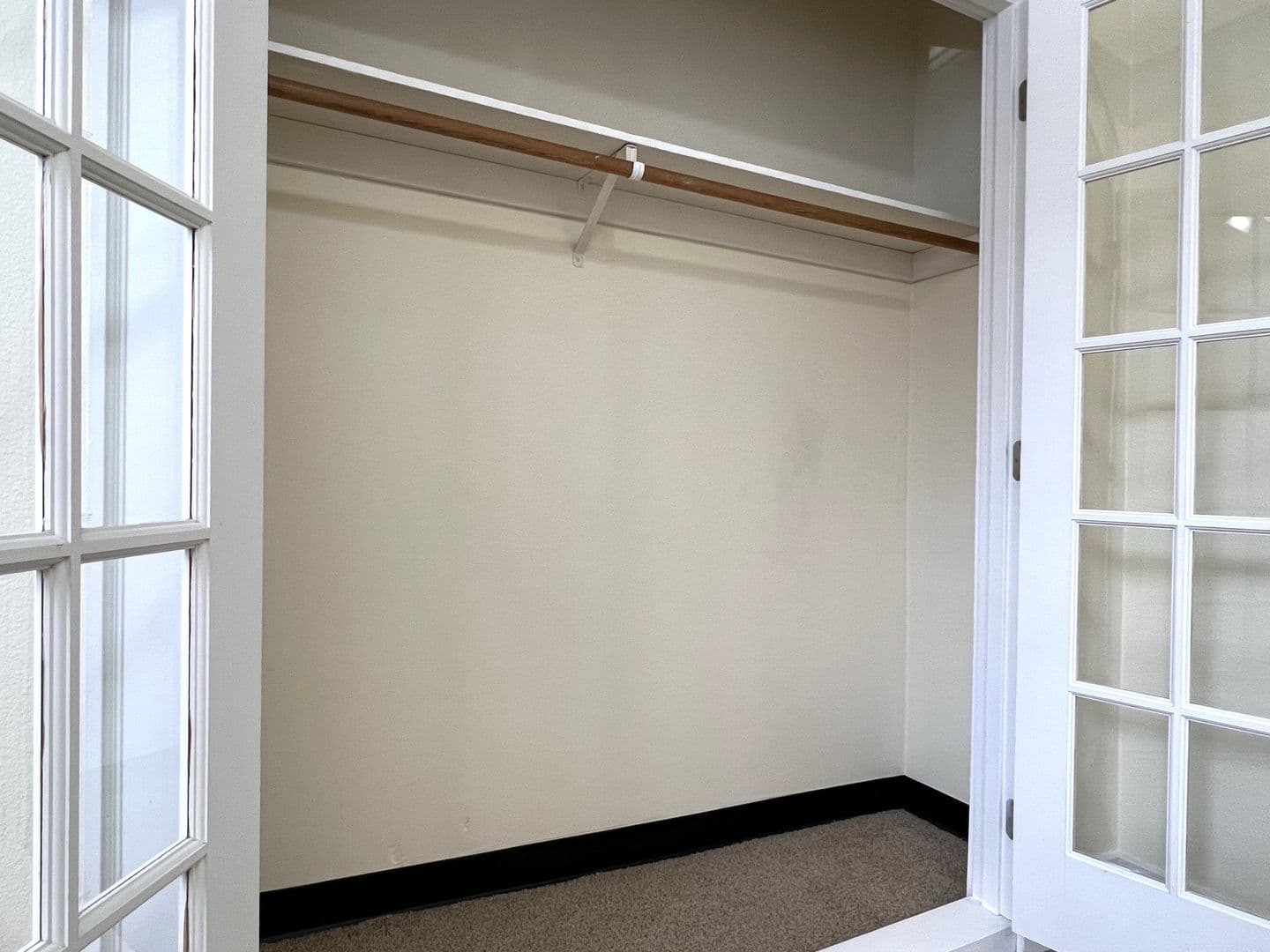 Portland Apartment: 2151 NW Johnson Street