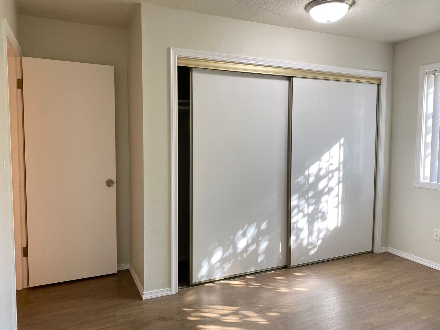 Portland Apartment: 7059-7061 SW Garden Home Road