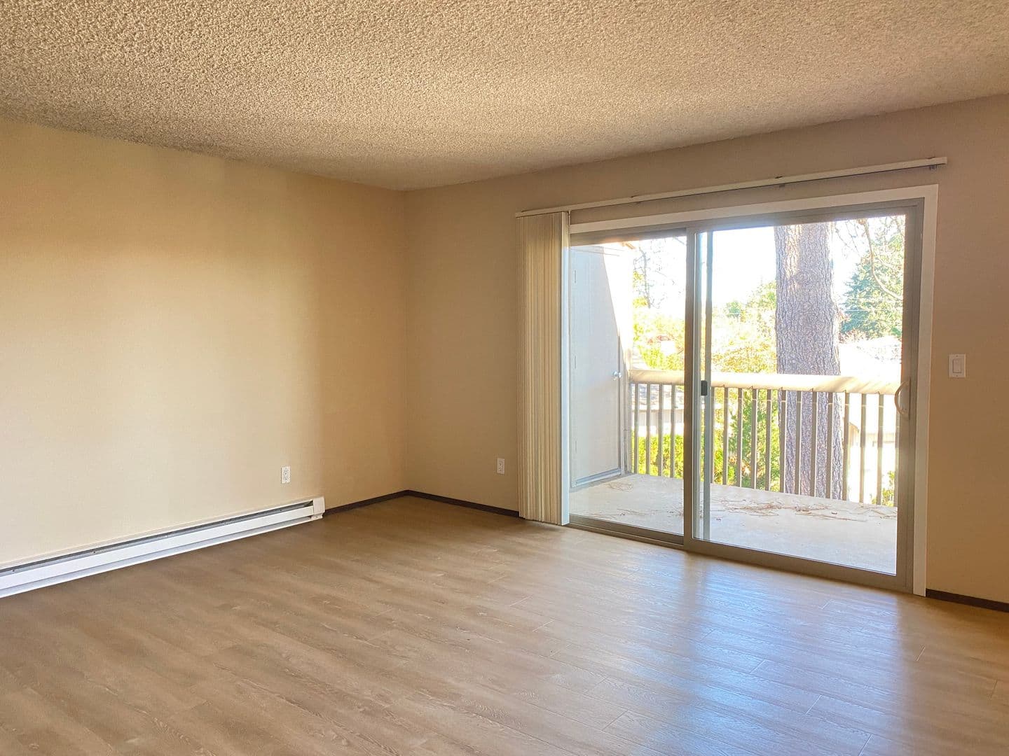 Beaverton Apartment: 11835 SW Ridgecrest Drive