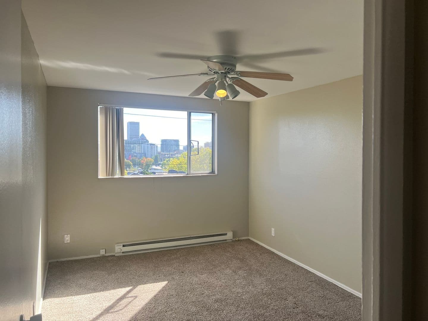 Portland Apartment: 2020 SW Salmon Street