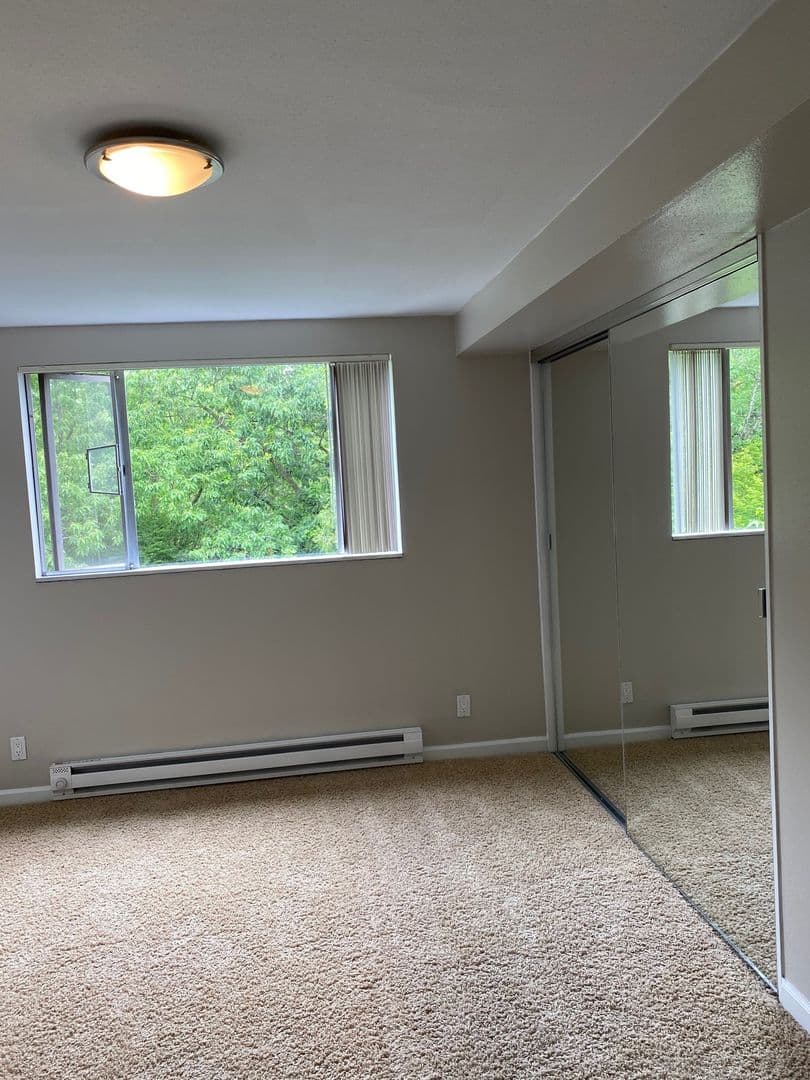 Portland Apartment: 2020 SW Salmon Street