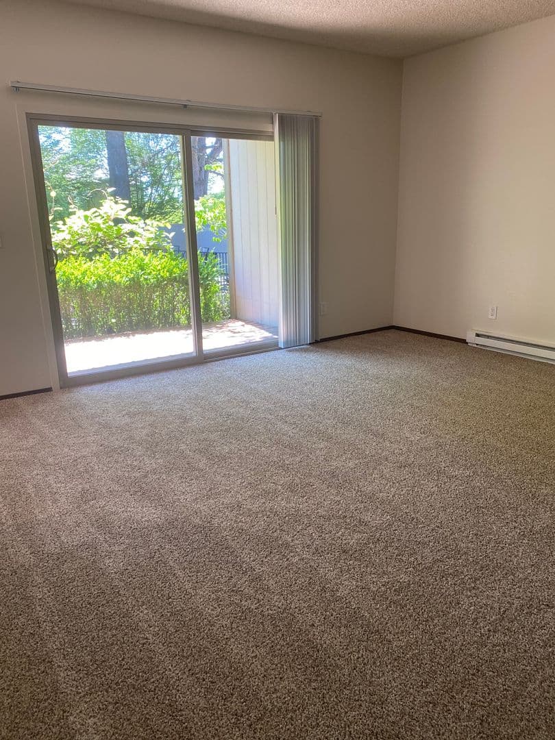 Beaverton Apartment: 11835 SW Ridgecrest Drive