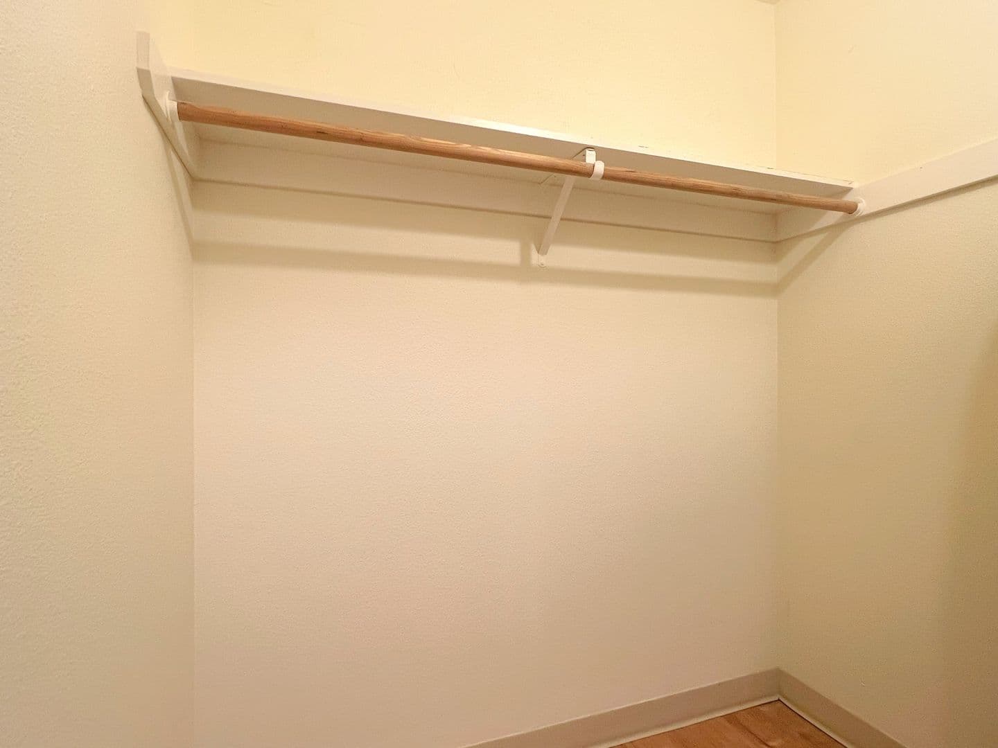 Portland Apartment: 2151 NW Johnson Street