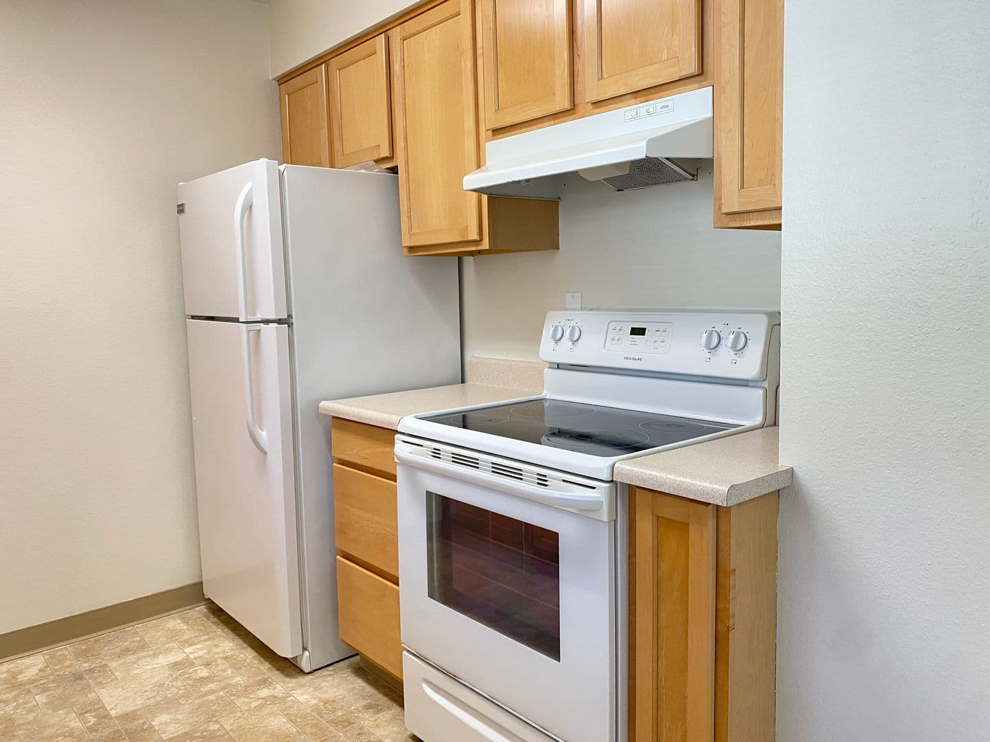 Portland Apartment: 1908 SW Roxbury Avenue