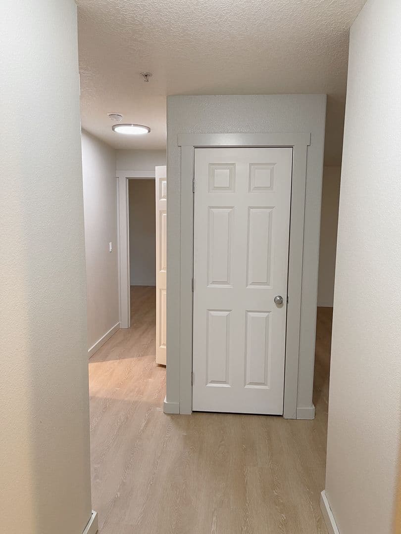 Portland Apartment: 2856-2868 NW Wardway Street