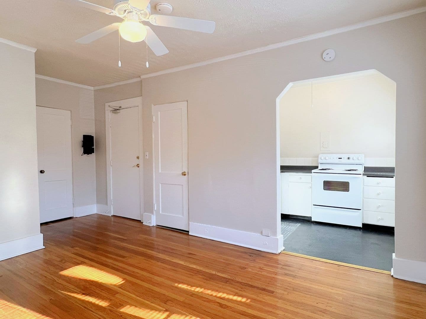 Portland Apartment: 2345 NW Marshall Street