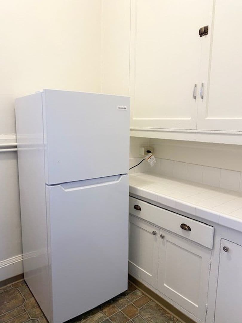 Portland Apartment: 1130 NE 1st Avenue