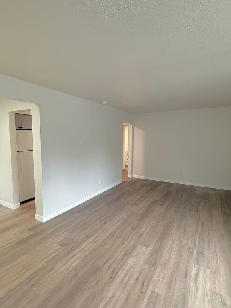 Keizer Apartment: 760 Plymouth Drive NE