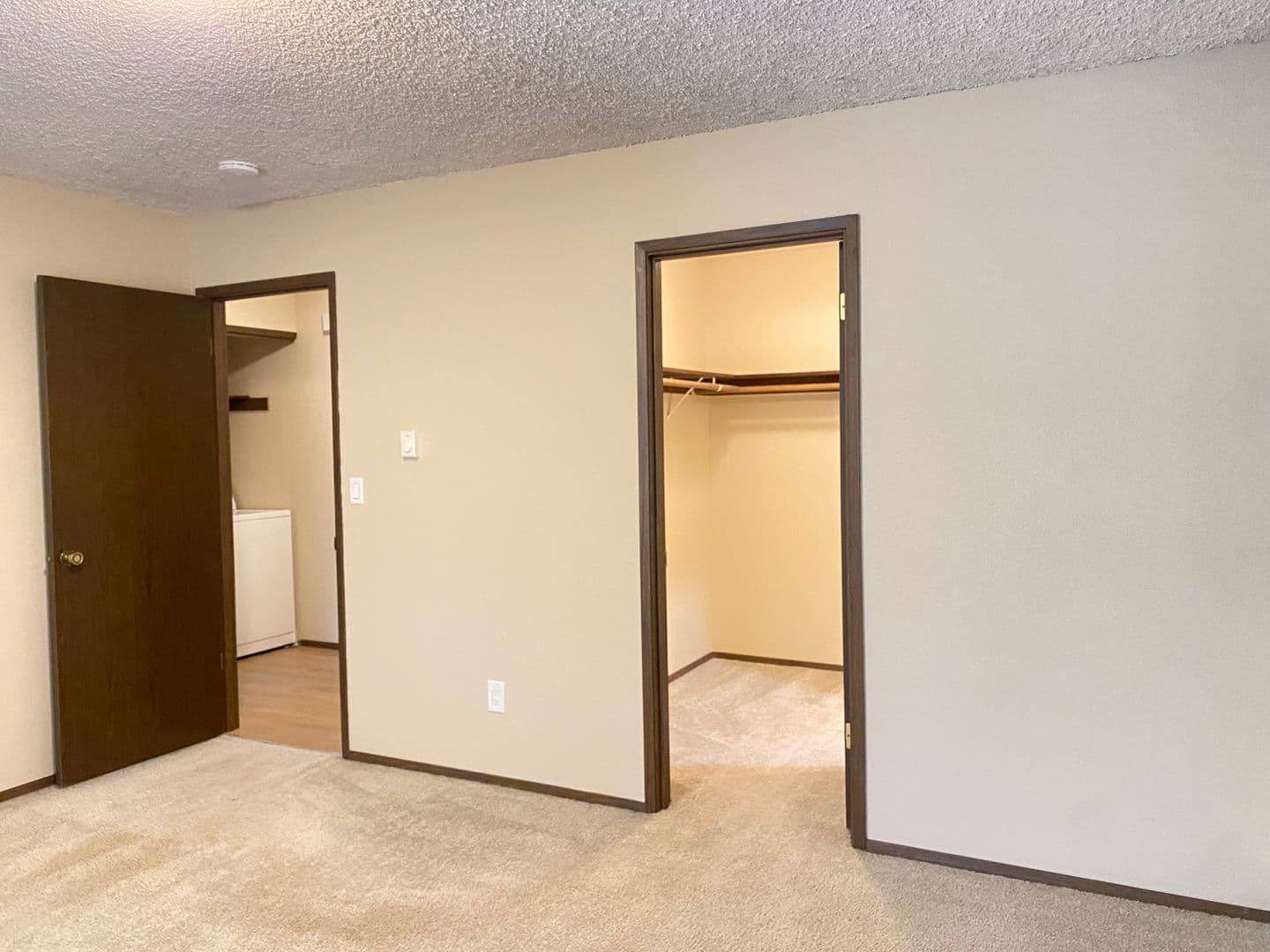 Beaverton Apartment: 11835 SW Ridgecrest Drive