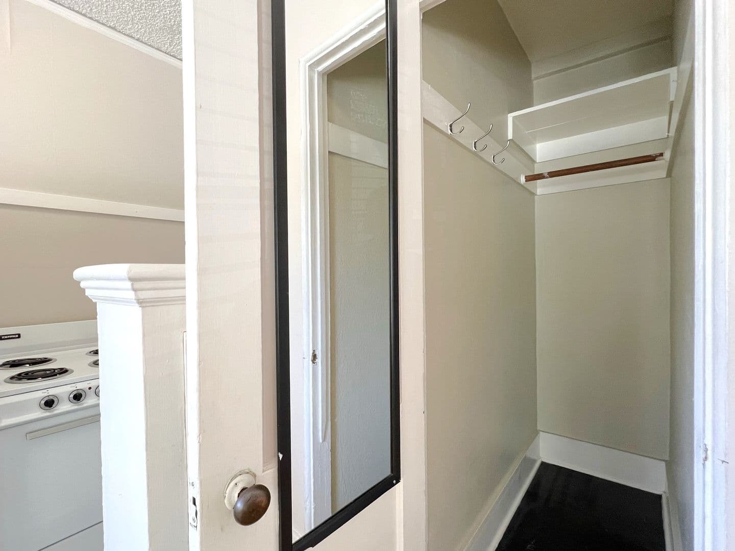 Portland Apartment: 2345 NW Marshall Street
