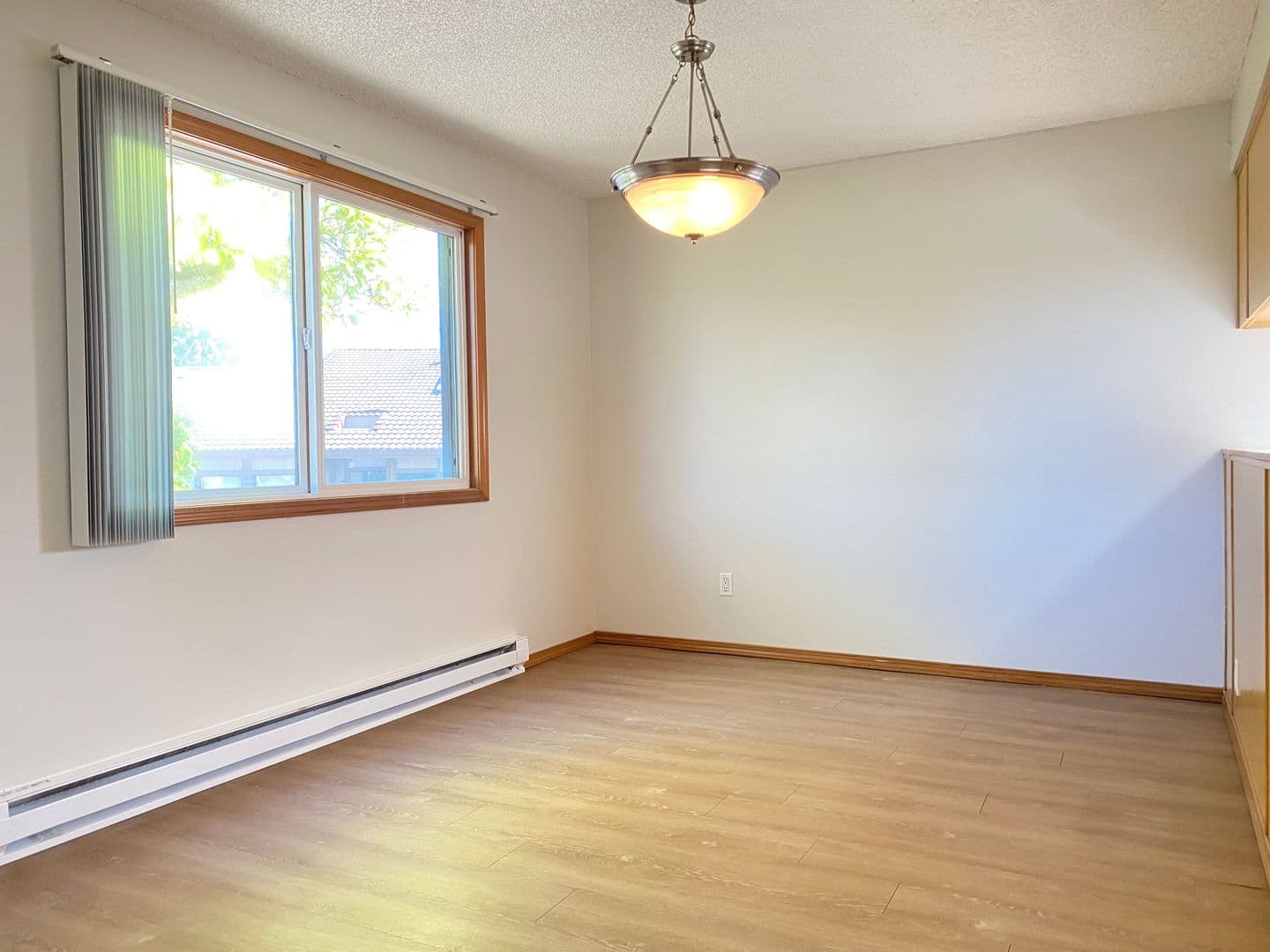 Beaverton Apartment: 11835 SW Ridgecrest Drive