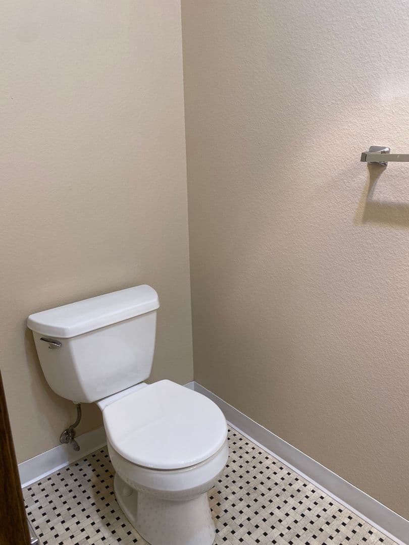 Beaverton Apartment: 11835 SW Ridgecrest Drive